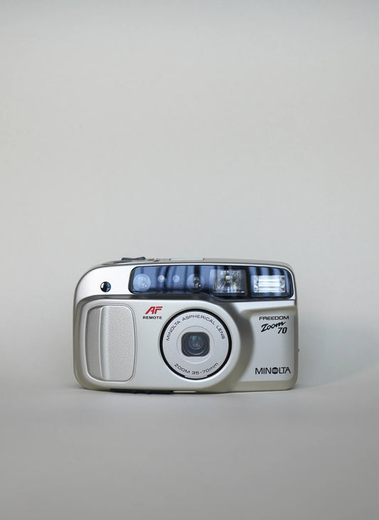 Minolta Freedom Zoom 70