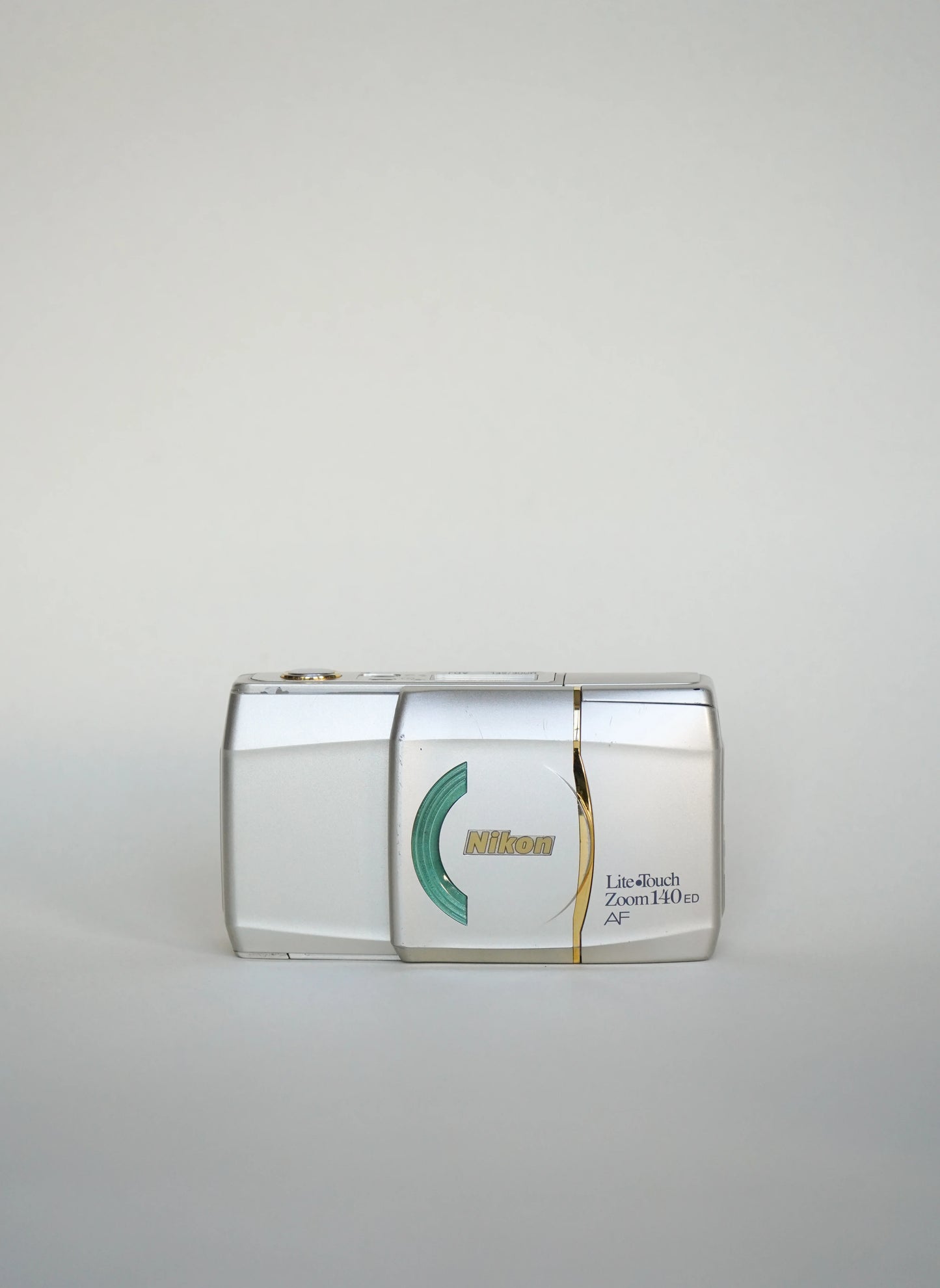 Nikon Lite Touch Zoom 140