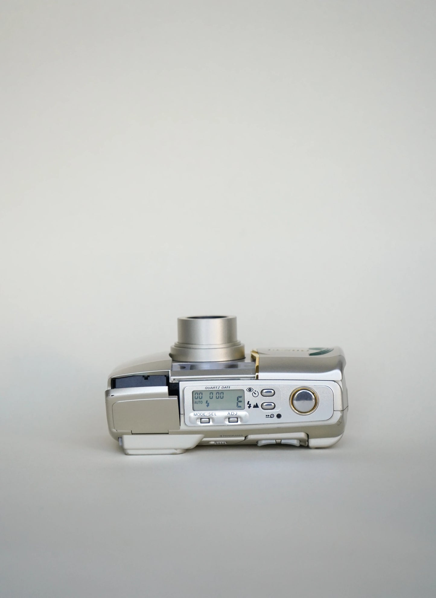 Nikon Lite Touch Zoom 140